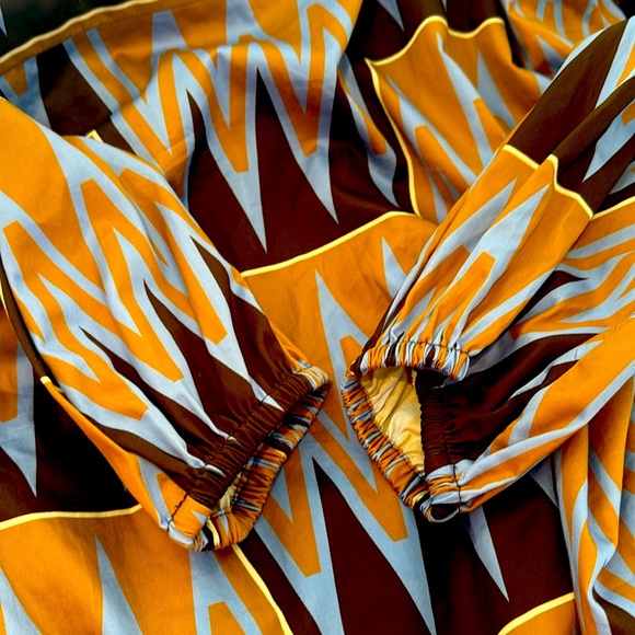 New PATTY KIM Elsa Blouse tunic camel blue chevron 3/4 sleeve $240 med - Picture 8 of 9